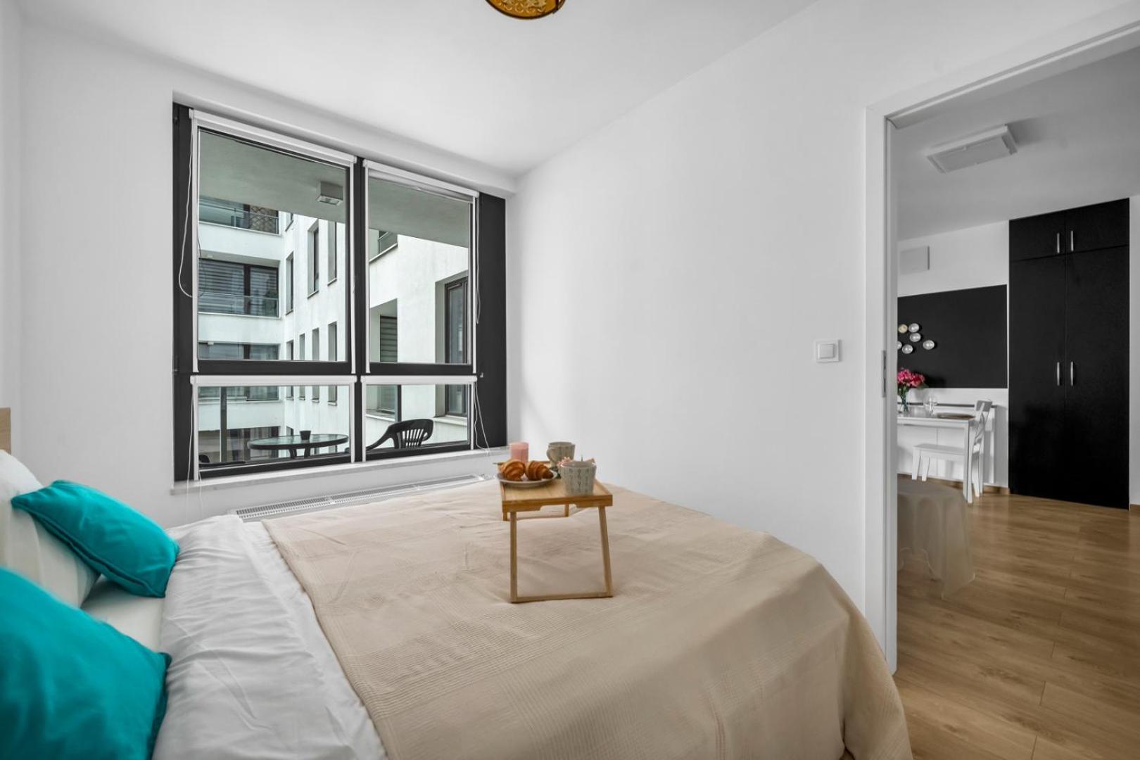 West - Location, Parking, Near Park By Rentujemy Warszawa